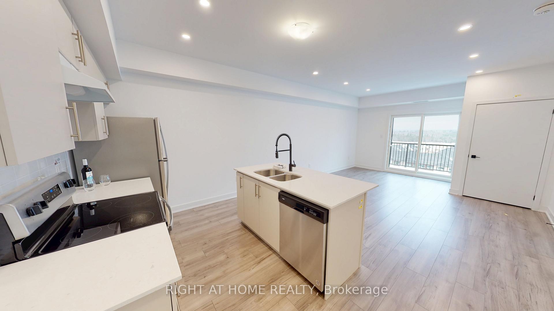 Photo 9 of Unit 612, 4 Spice Way, Barrie, Rural Barrie Southeast — HOMEH