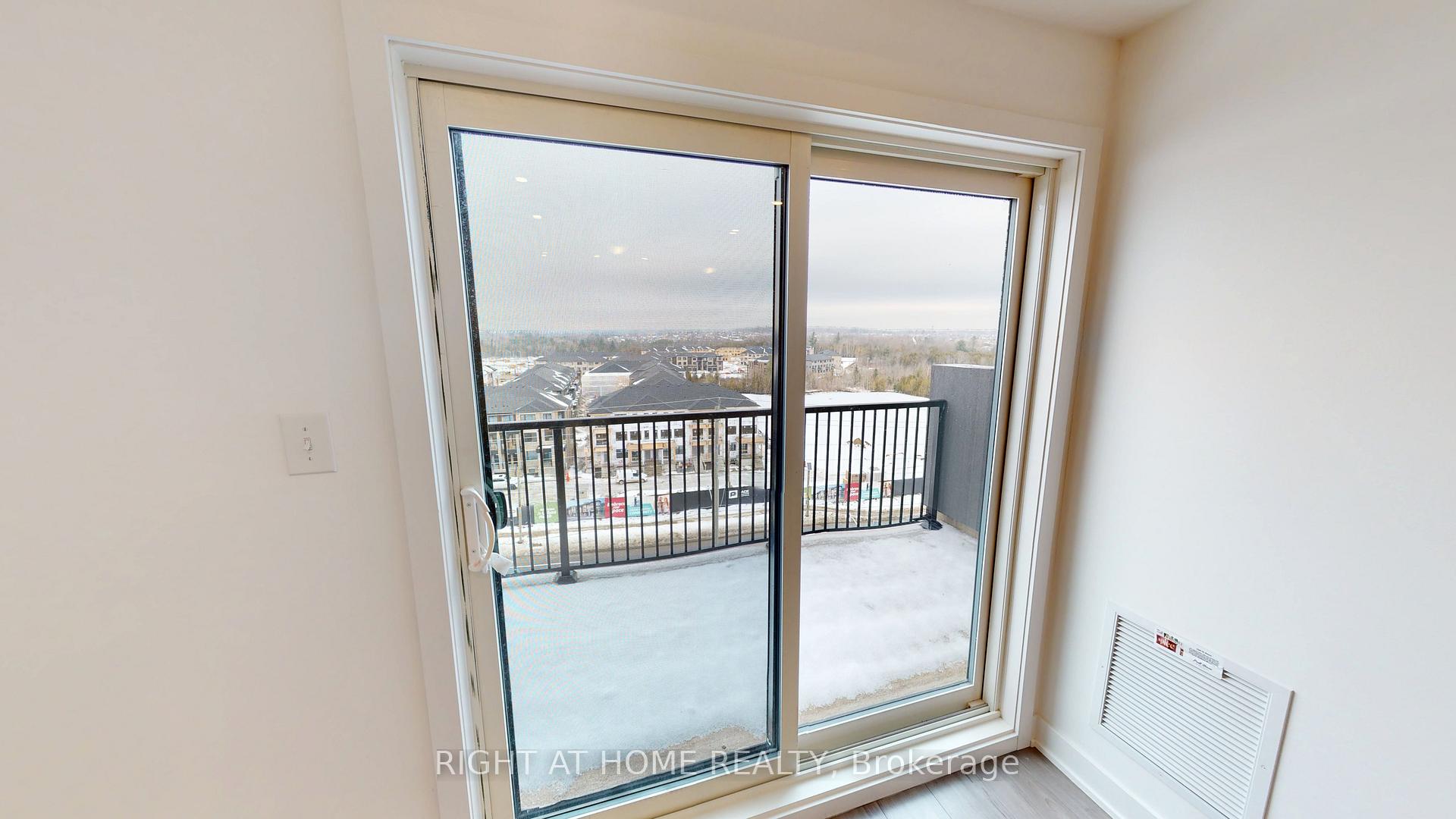 Photo 18 of Unit 612, 4 Spice Way, Barrie, Rural Barrie Southeast — HOMEH