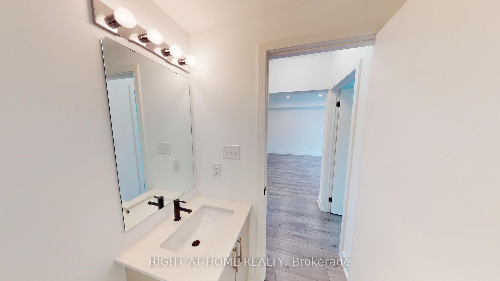 Photo 14 of Unit 612, 4 Spice Way, Barrie, Rural Barrie Southeast — HOMEH