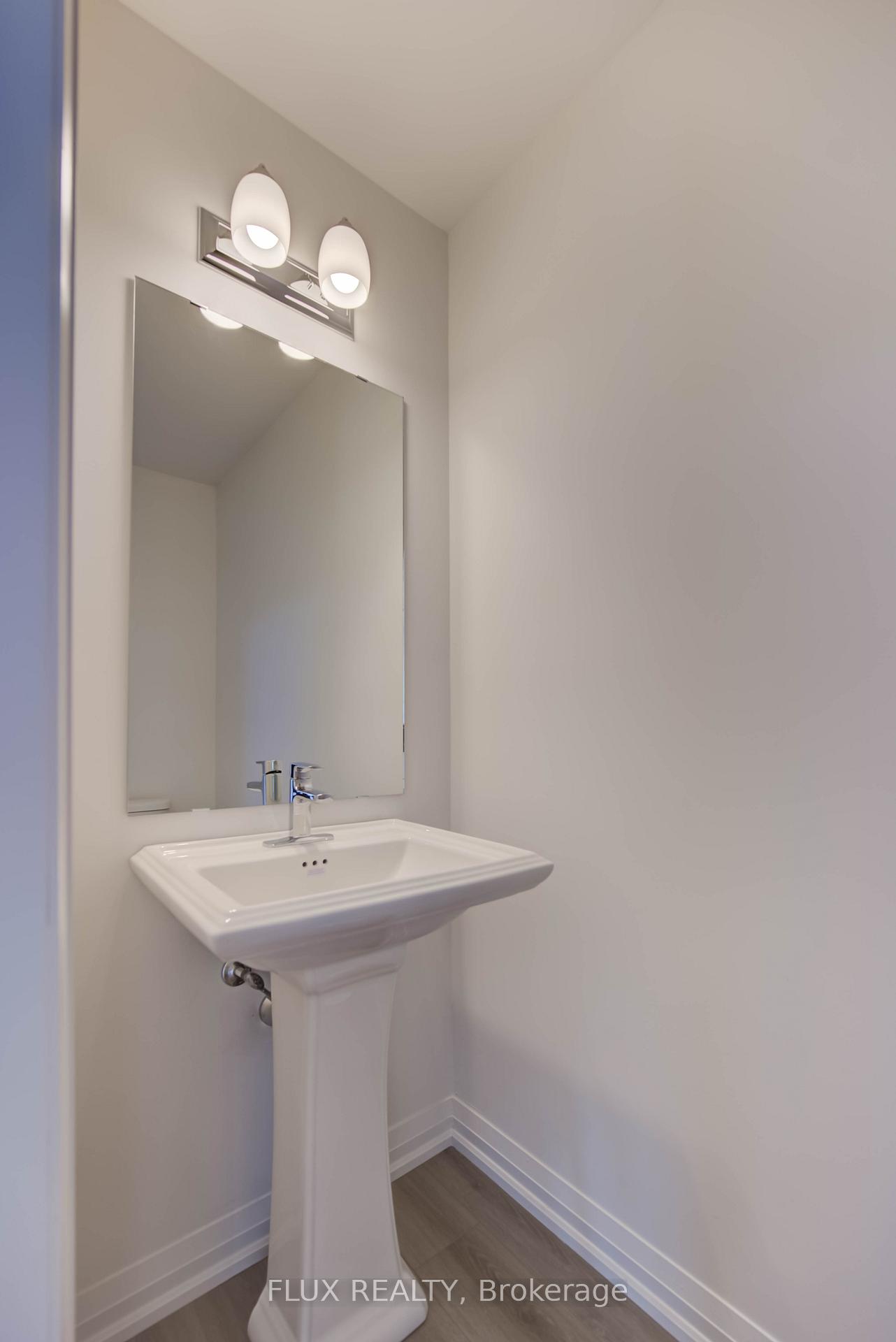 Photo 11 of Unit 51, 55 Tom Brown Drive, Brant, Paris — HOMEH