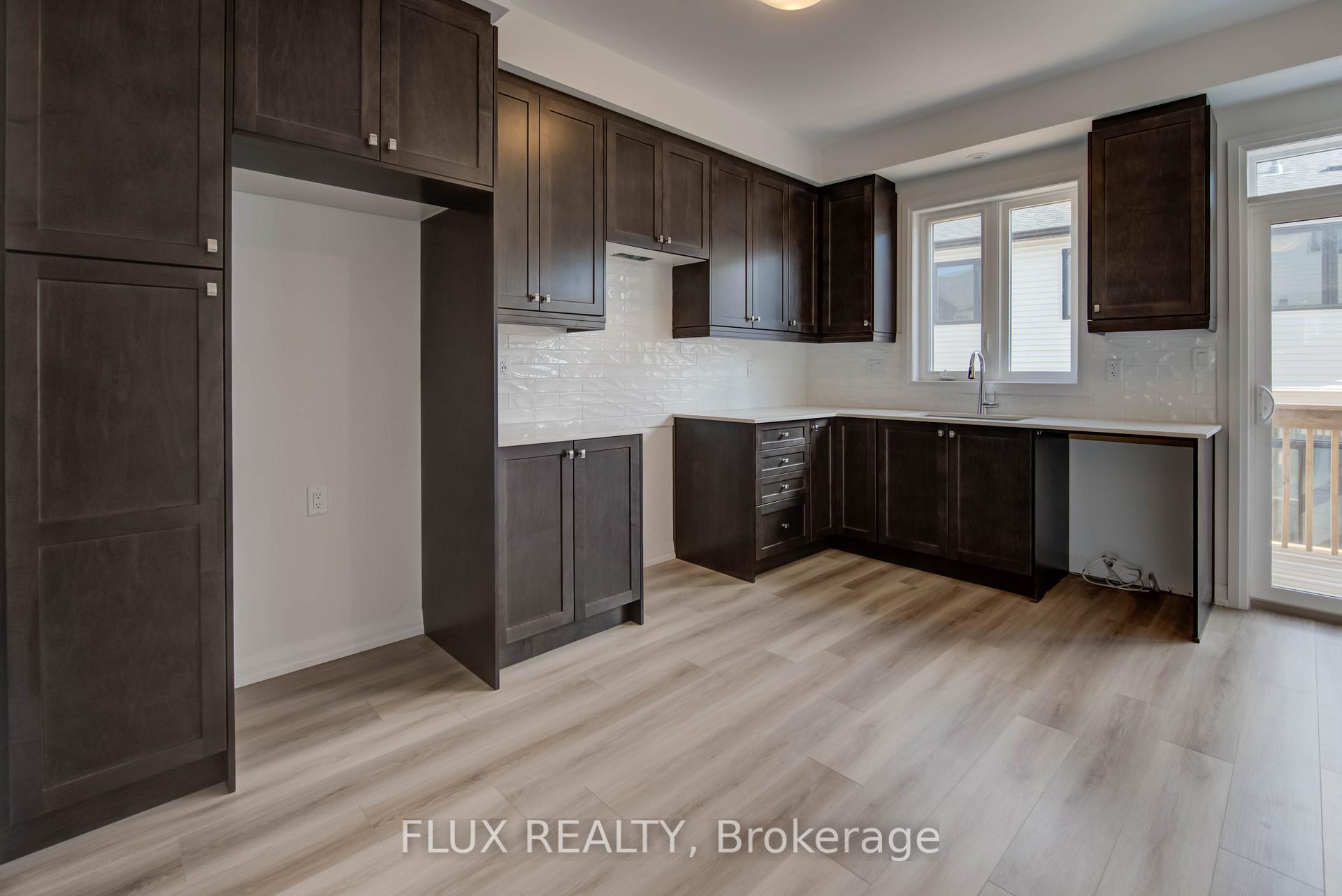 Photo 14 of Unit 51, 55 Tom Brown Drive, Brant, Paris — HOMEH