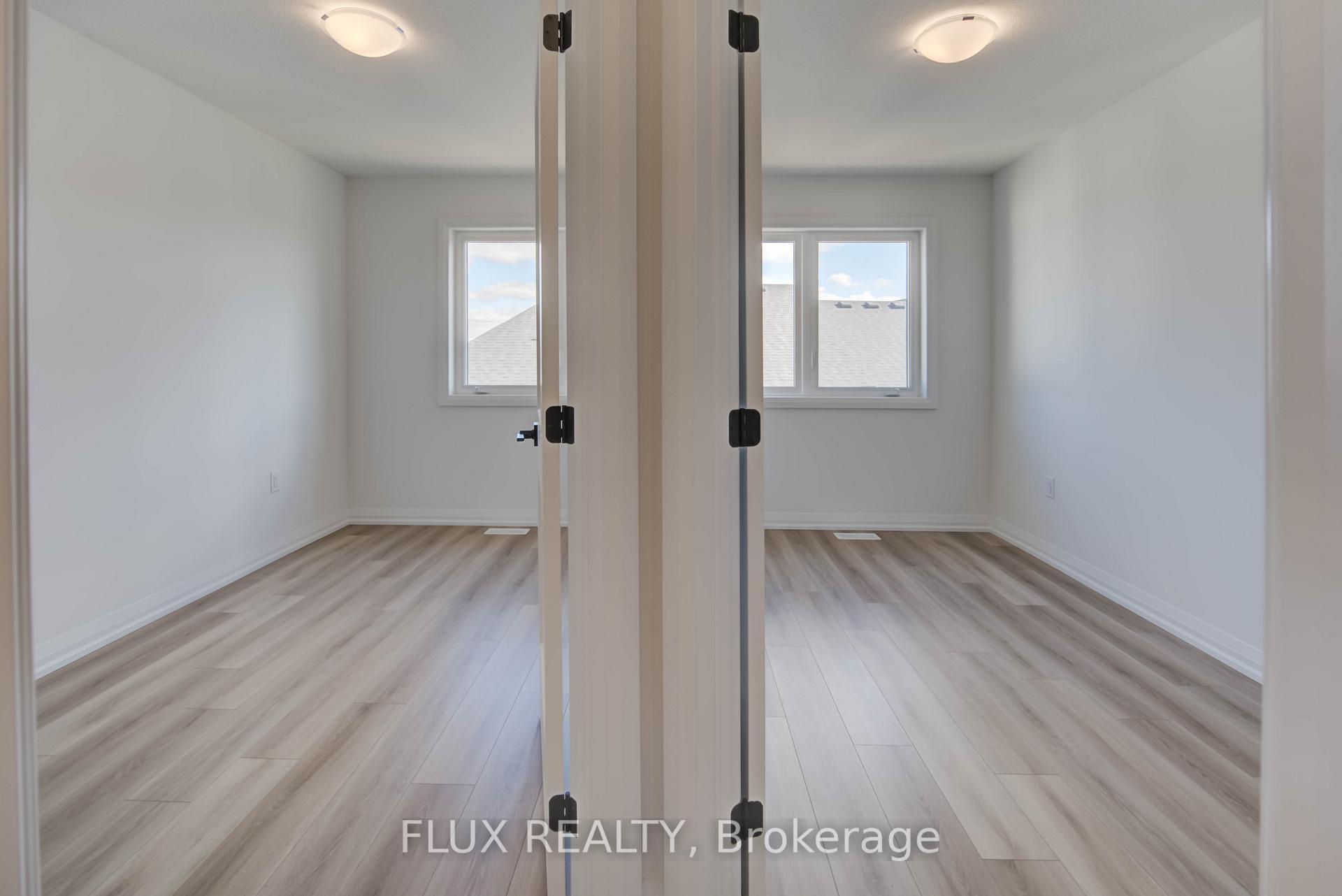 Photo 24 of Unit 51, 55 Tom Brown Drive, Brant, Paris — HOMEH