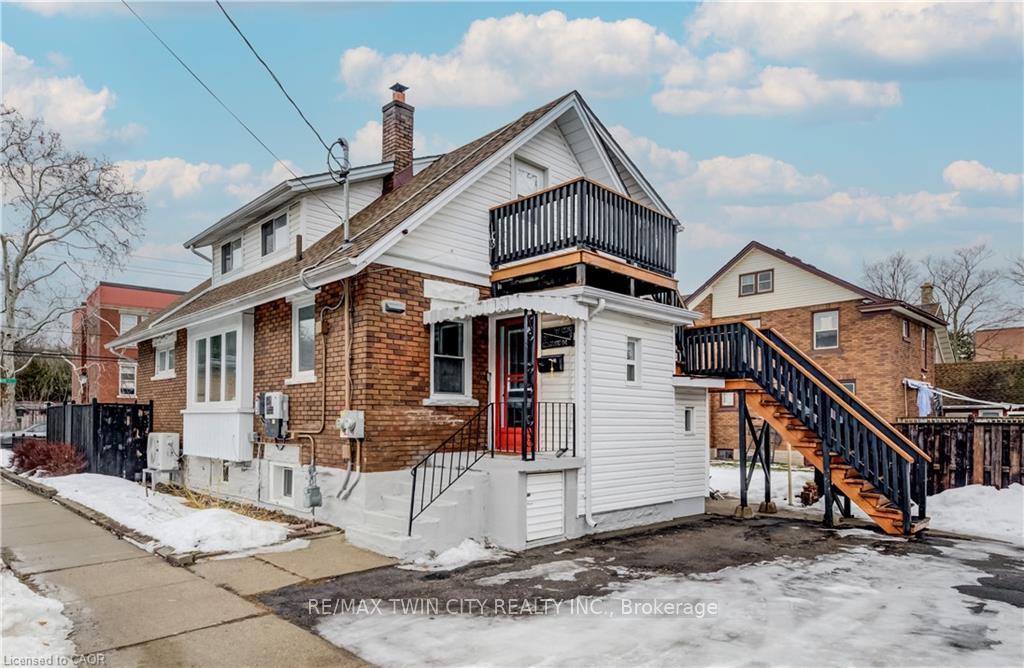 Photo 2 of 151 Courtland Avenue E, Kitchener — HOMEH