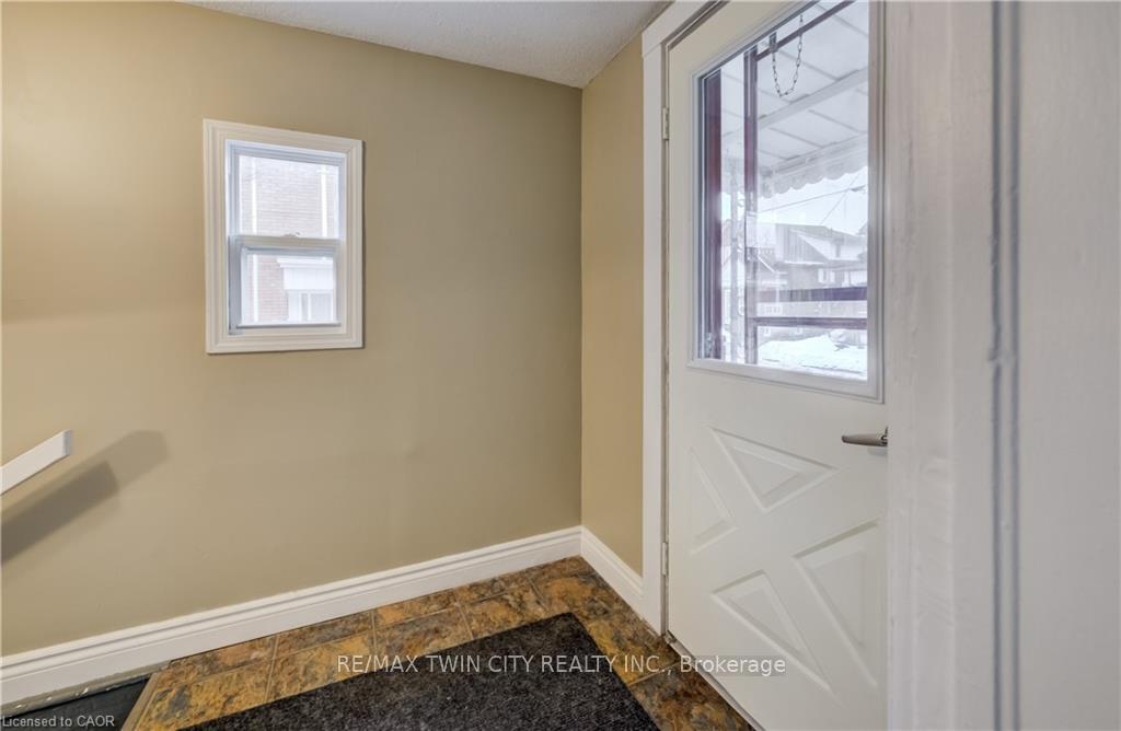 Photo 3 of 151 Courtland Avenue E, Kitchener — HOMEH