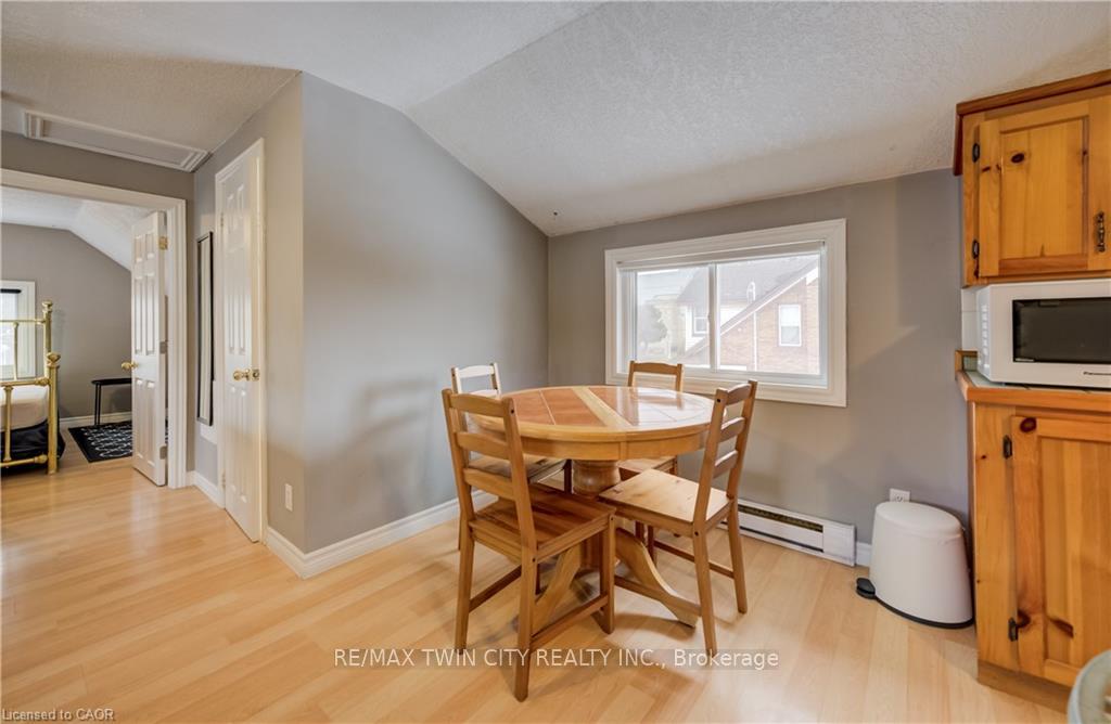 Photo 25 of 151 Courtland Avenue E, Kitchener — HOMEH