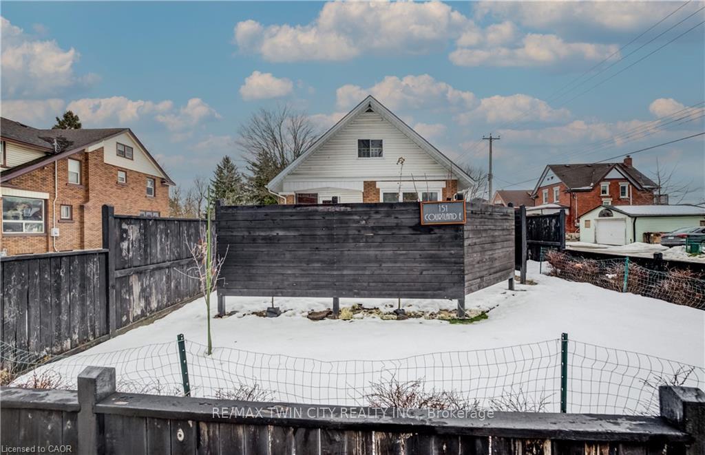 Photo 41 of 151 Courtland Avenue E, Kitchener — HOMEH