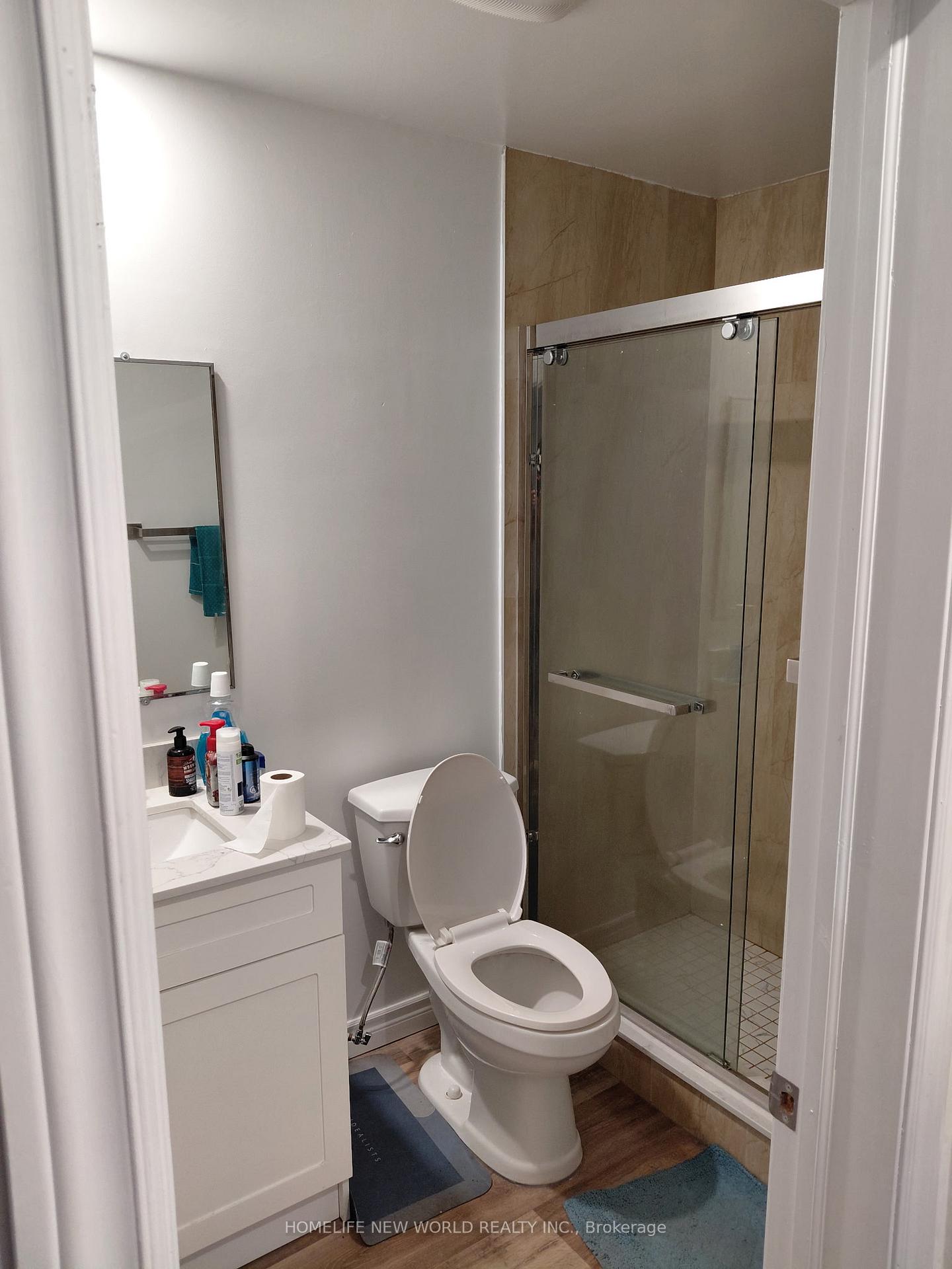 Photo 6 of Unit Third, 42 Robert Street, Toronto, University — HOMEH