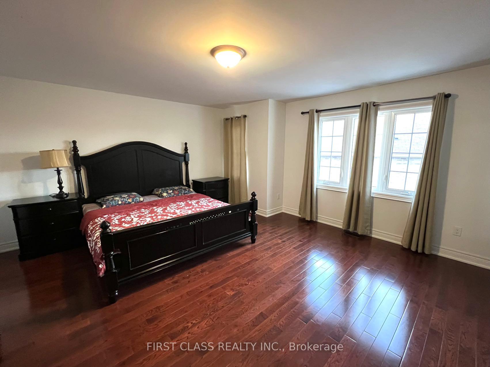 Photo 11 of 826 Wingarden Crescent, Pickering, Dunbarton — HOMEH