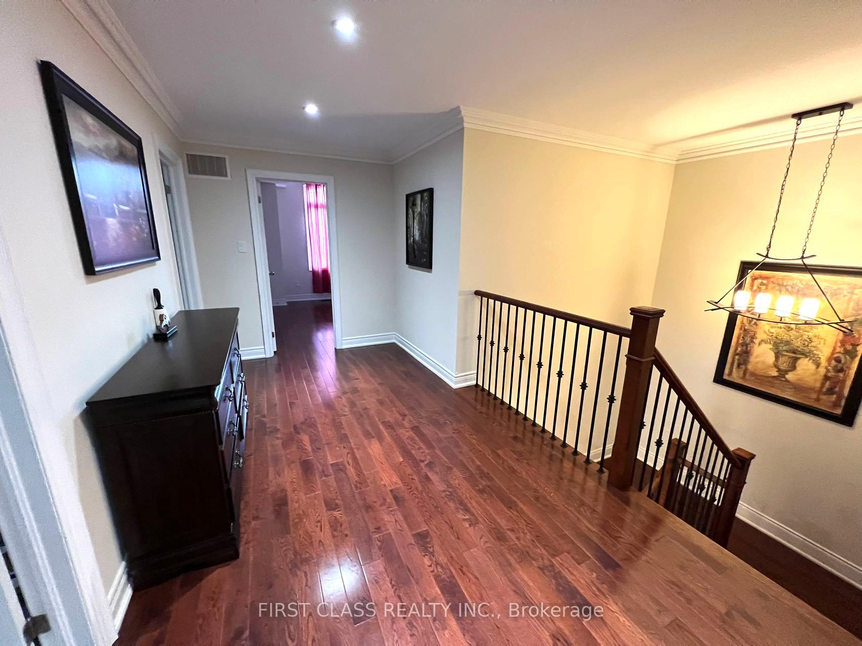 Photo 18 of 826 Wingarden Crescent, Pickering, Dunbarton — HOMEH