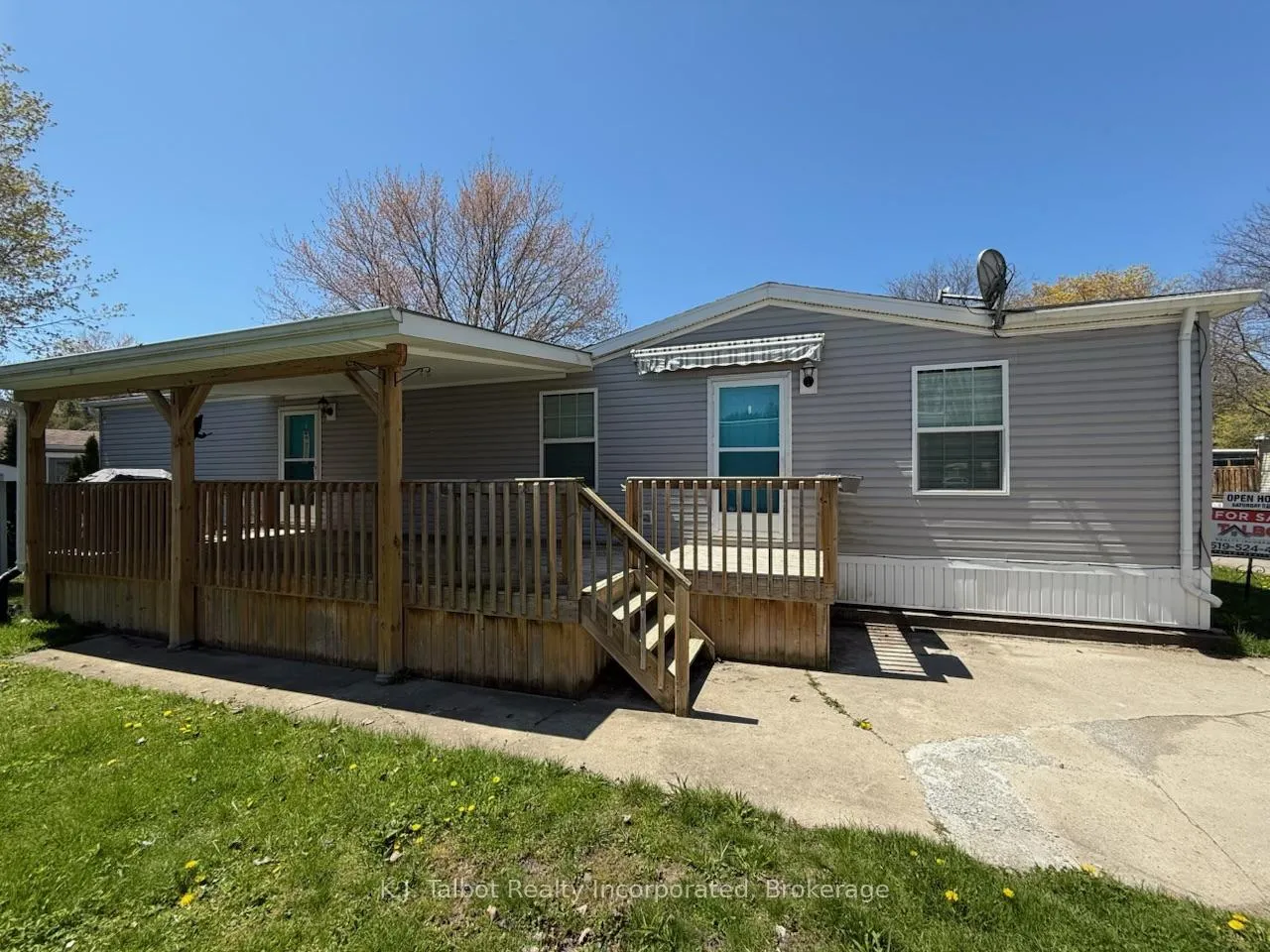 Photo 18 of 13 Sutton Drive, Ashfield-Colborne-Wawanosh, Colborne — HOMEH