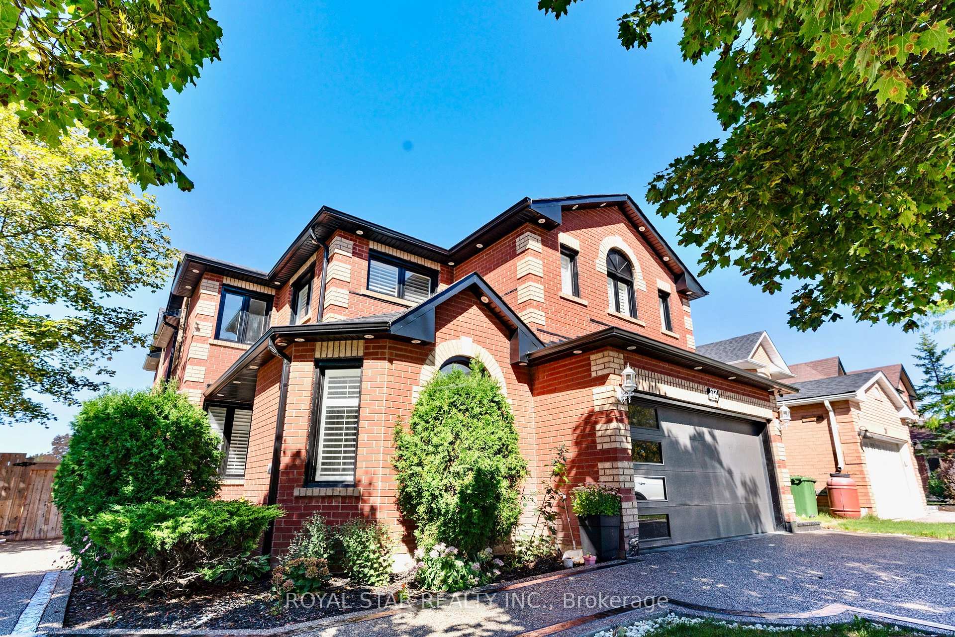 Photo 2 of 22 Livingston Drive, Caledon, Rural Caledon — HOMEH