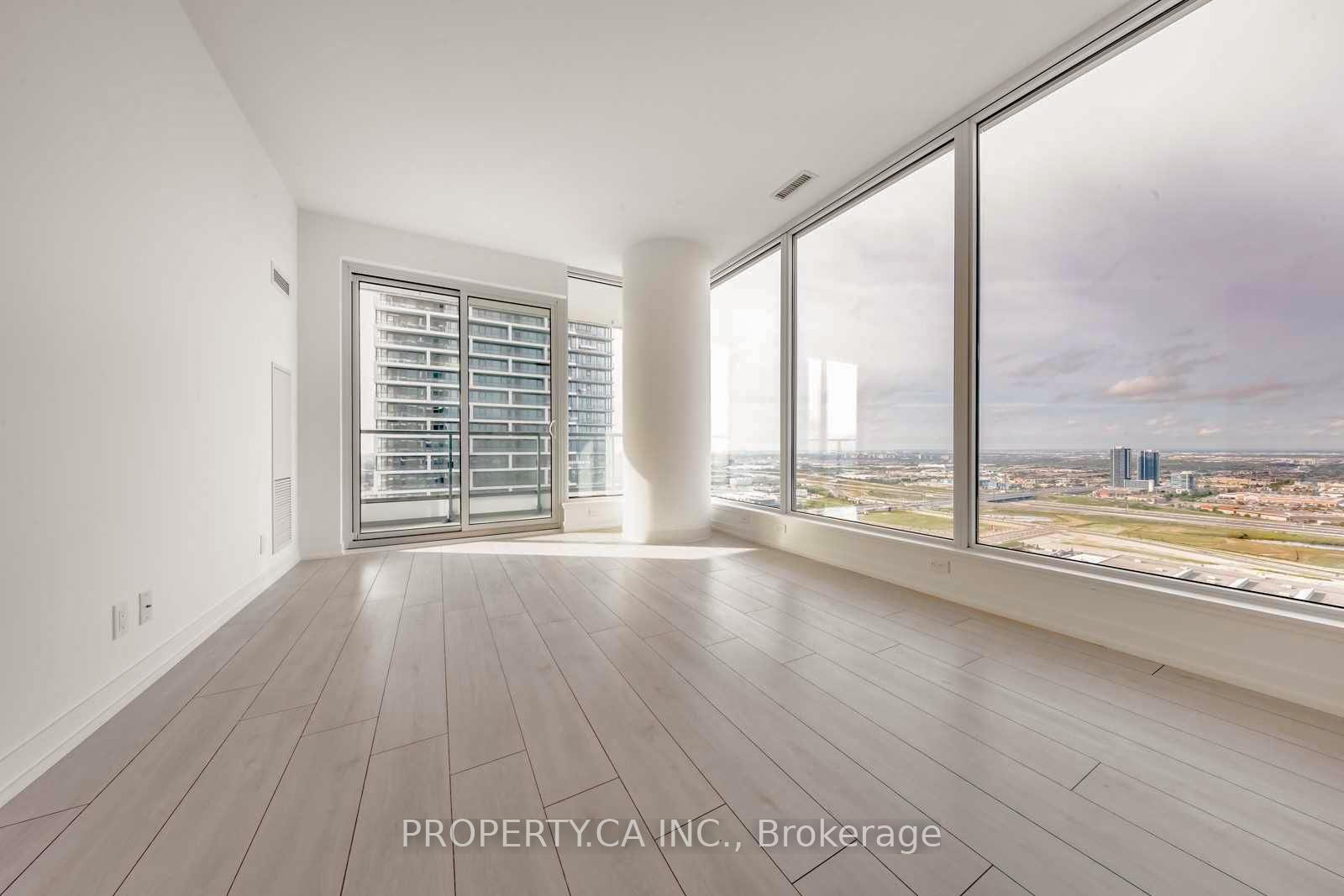 Photo 4 of Unit 3609, 898 Portage Parkway, Vaughan, Concord — HOMEH