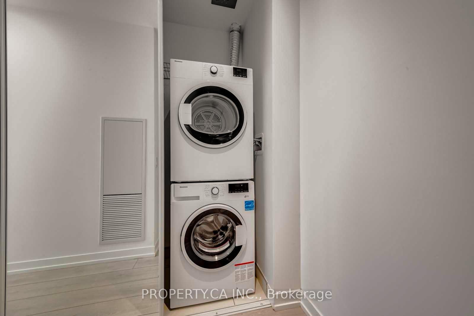 Photo 6 of Unit 3609, 898 Portage Parkway, Vaughan, Concord — HOMEH