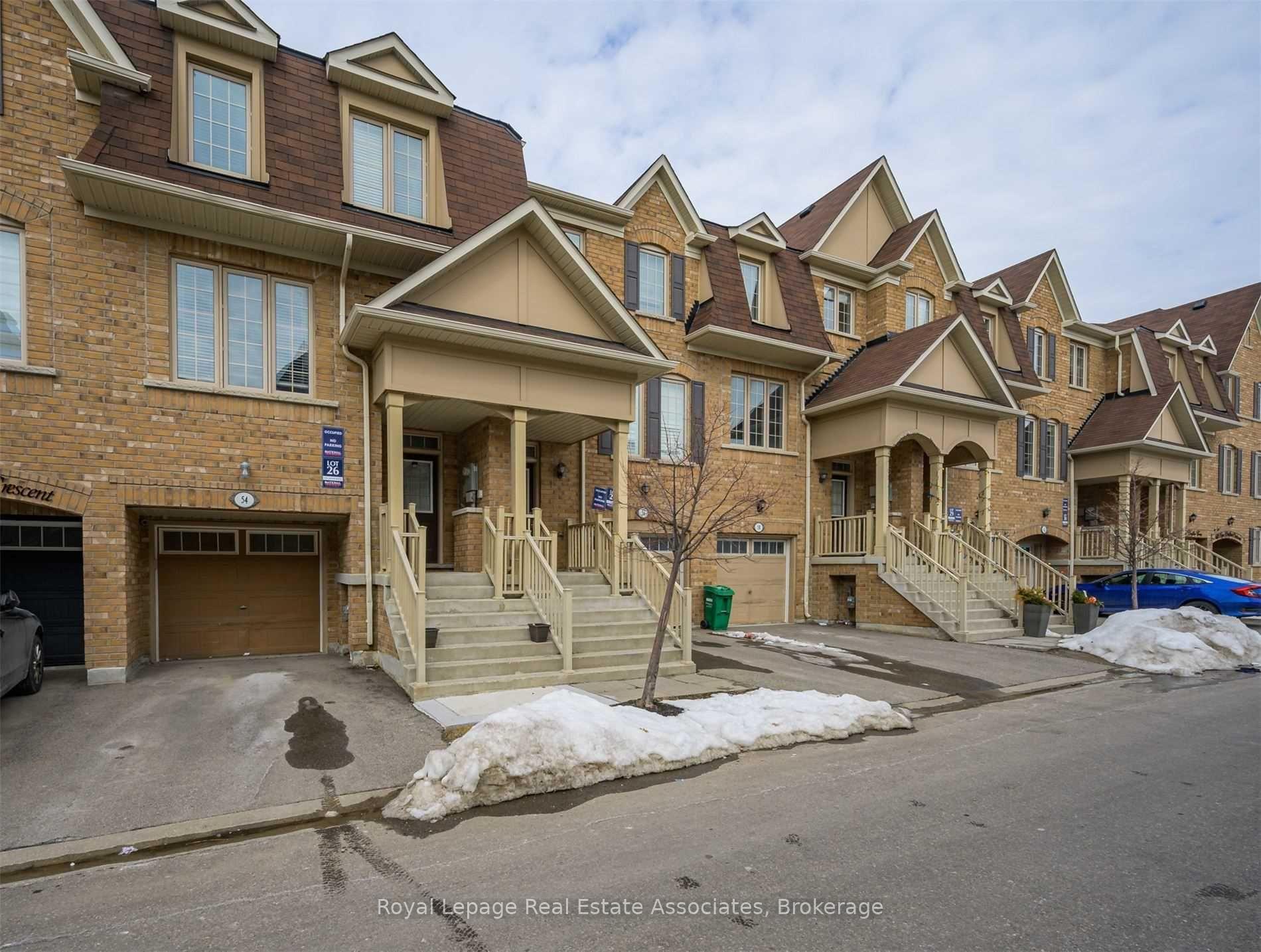 Photo 2 of 54 Sea Drifter Crescent, Brampton, Bram East — HOMEH