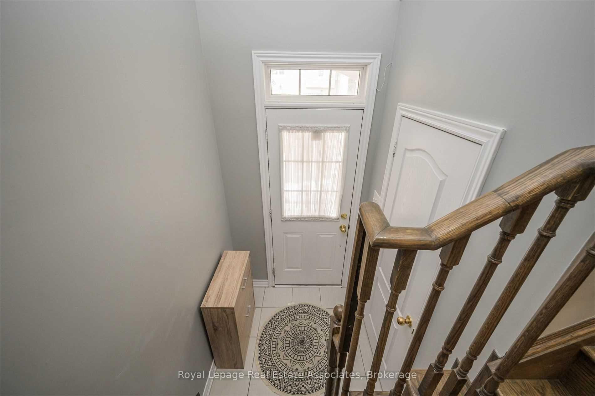 Photo 6 of 54 Sea Drifter Crescent, Brampton, Bram East — HOMEH