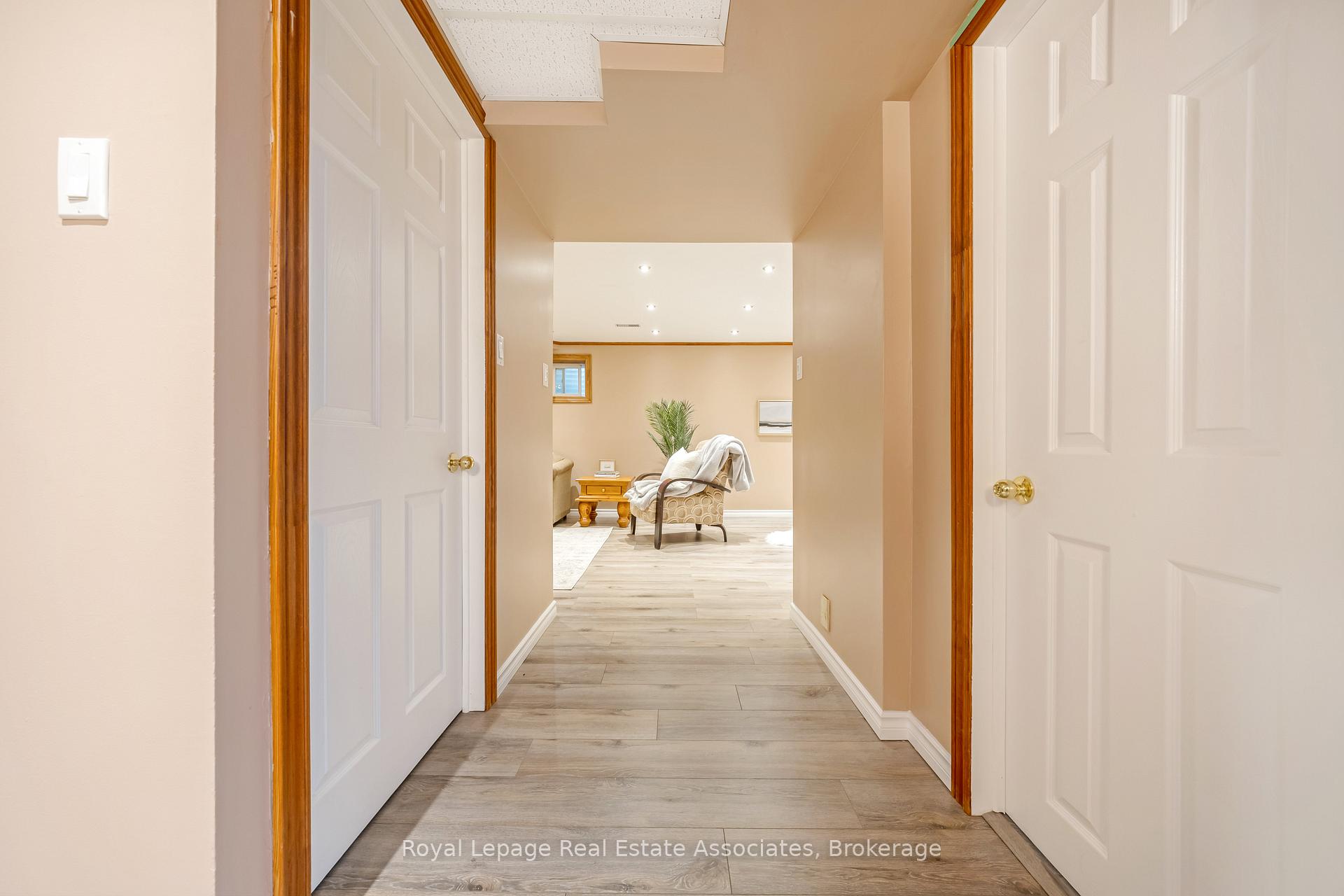 Photo 25 of 3104 Autumn Hill Crescent, Burlington, Brant Hills — HOMEH