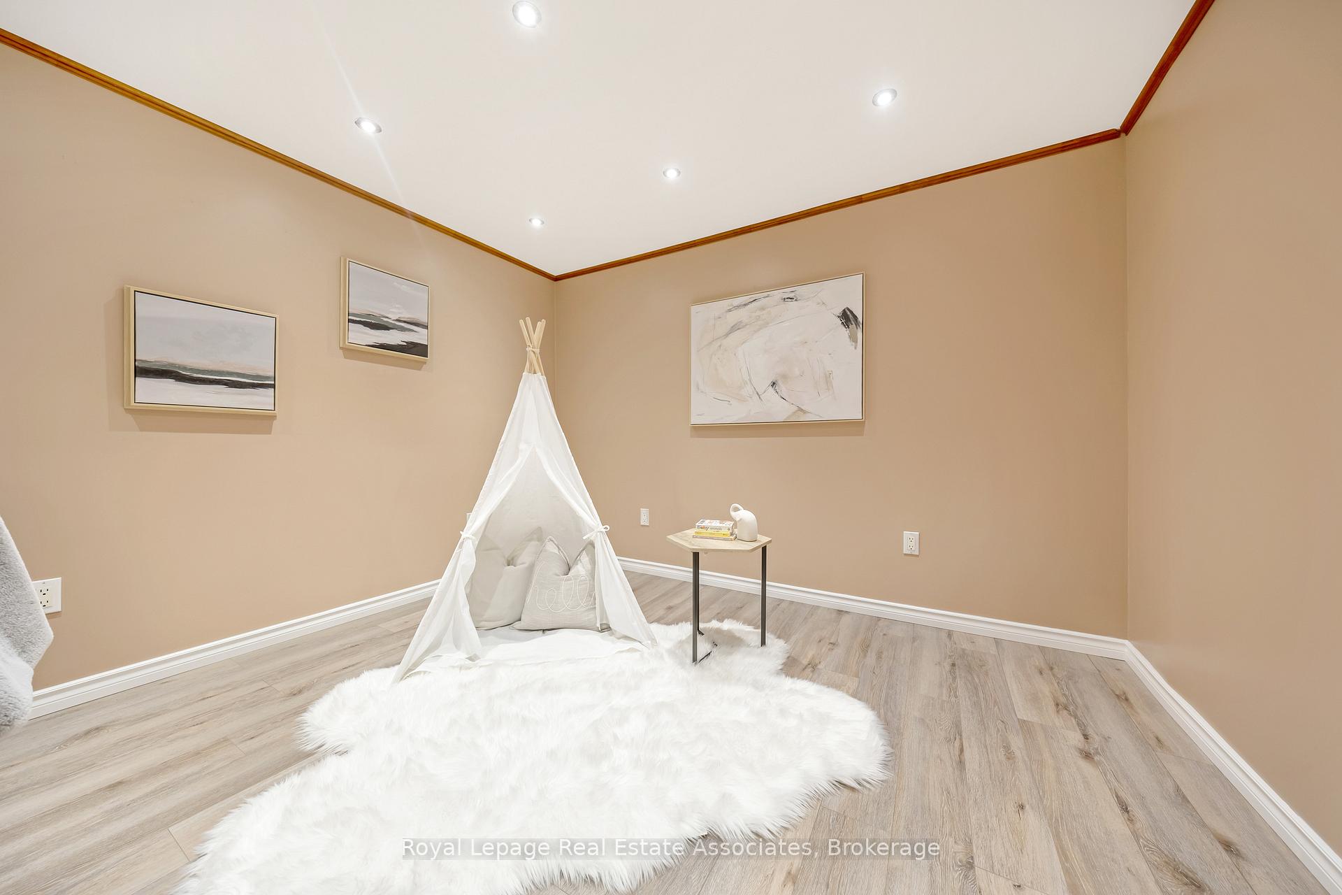 Photo 27 of 3104 Autumn Hill Crescent, Burlington, Brant Hills — HOMEH