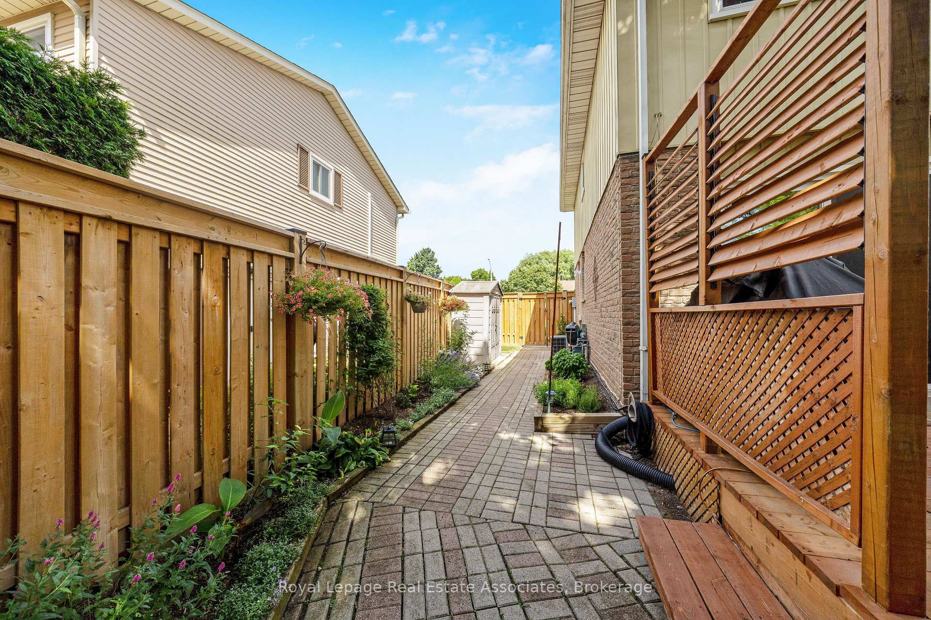 Photo 34 of 3104 Autumn Hill Crescent, Burlington, Brant Hills — HOMEH