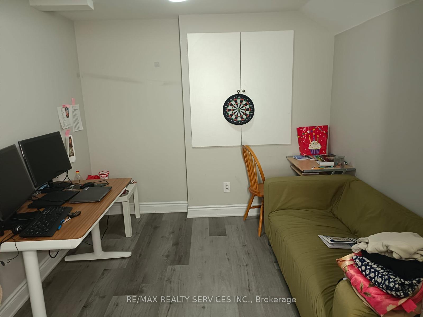 Photo 5 of 150 Dells Crescent, Brampton, Fletcher's Meadow — HOMEH