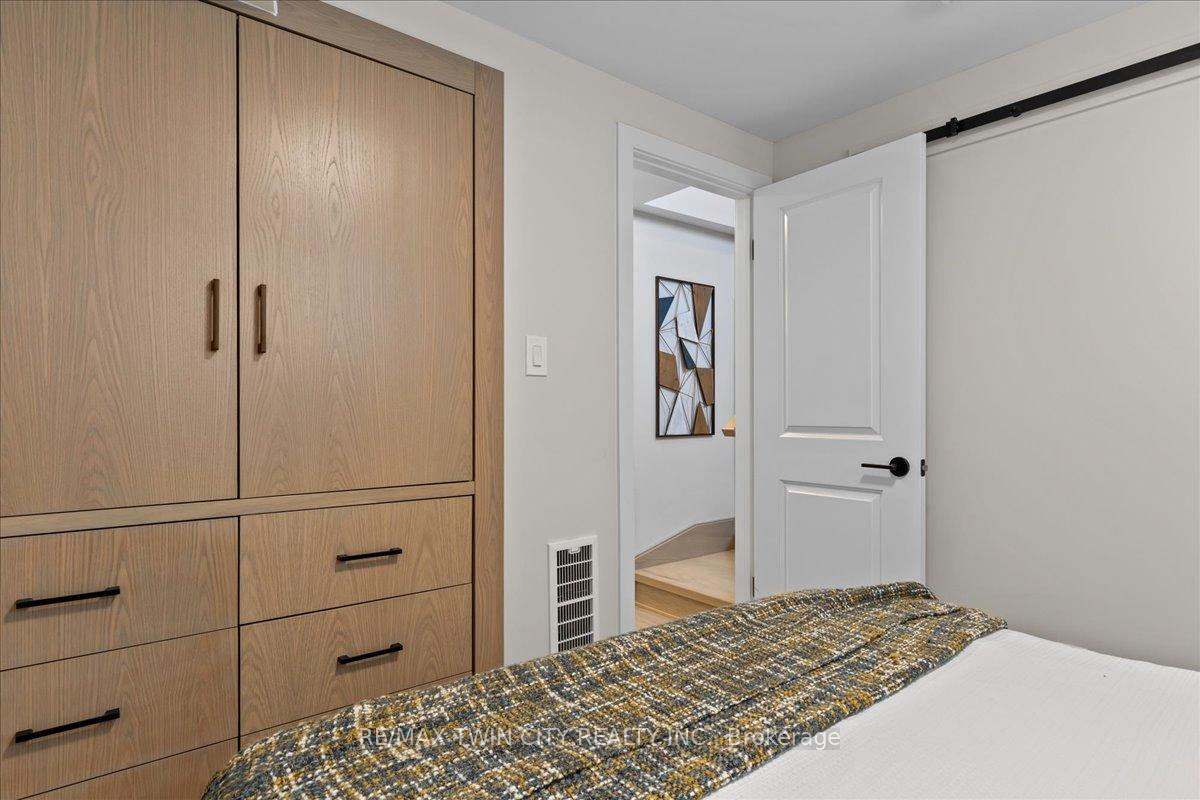Photo 18 of Unit 4, 2 Pipers Green Court, Kitchener — HOMEH
