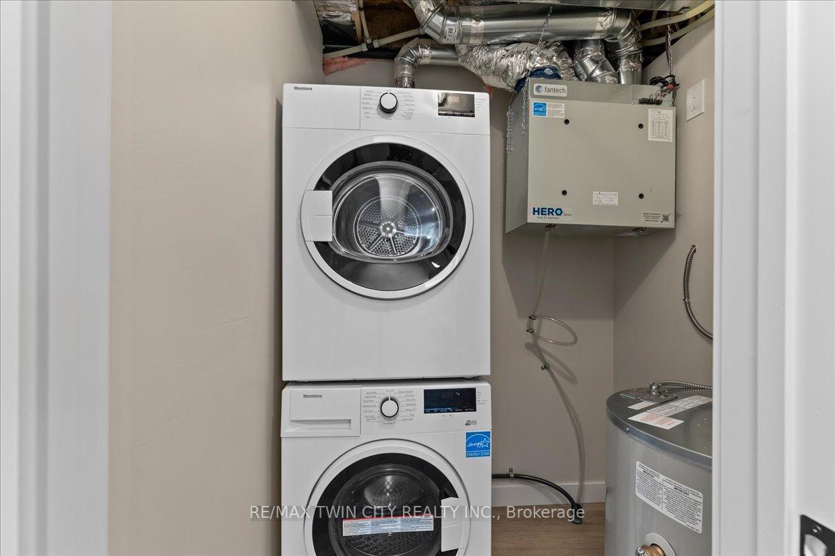 Photo 19 of Unit 4, 2 Pipers Green Court, Kitchener — HOMEH