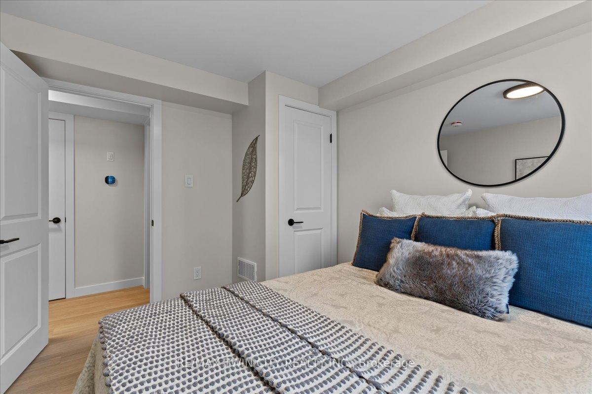Photo 26 of Unit 4, 2 Pipers Green Court, Kitchener — HOMEH