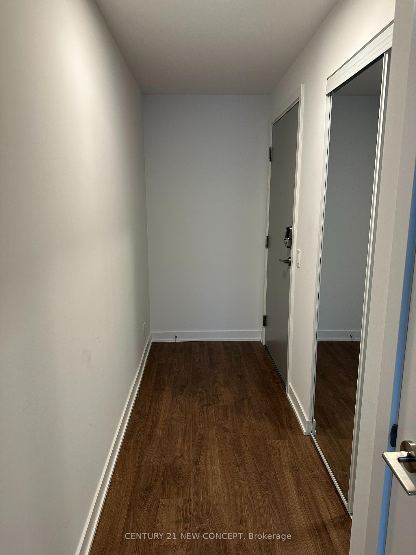 Photo 2 of Unit B632, 50 Upper Mall Way, Vaughan, Brownridge — HOMEH