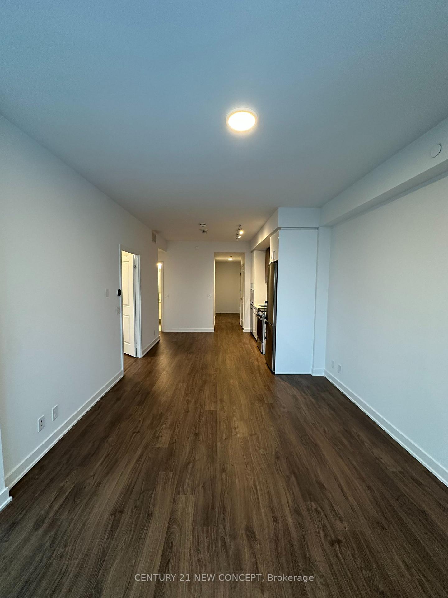 Photo 8 of Unit B632, 50 Upper Mall Way, Vaughan, Brownridge — HOMEH