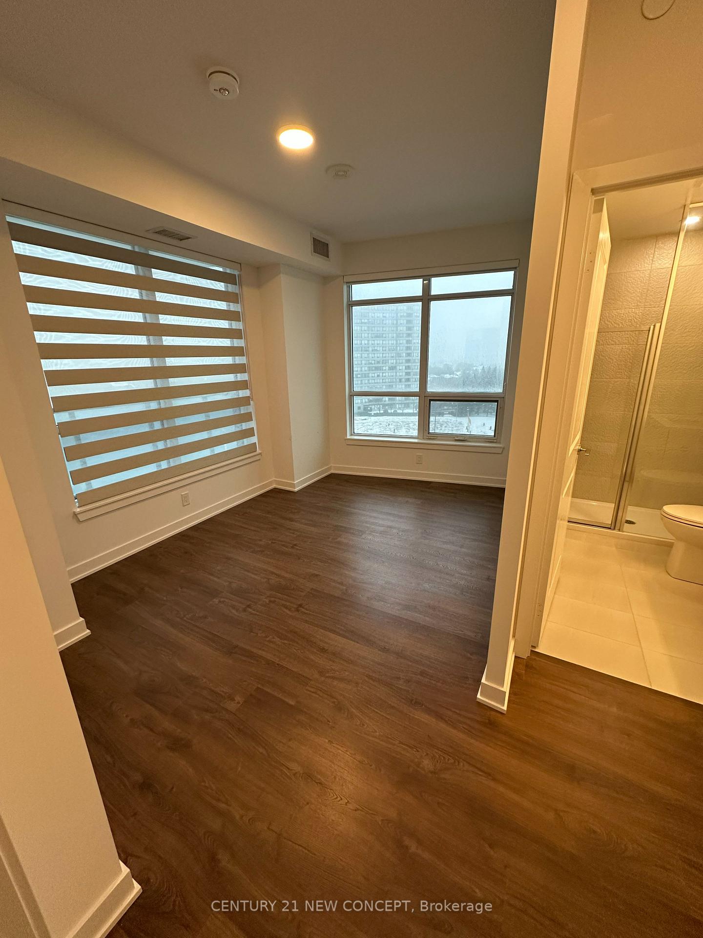 Photo 9 of Unit B632, 50 Upper Mall Way, Vaughan, Brownridge — HOMEH