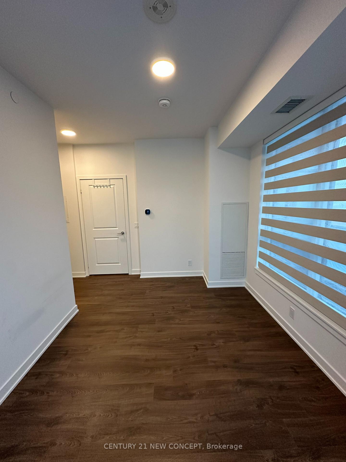 Photo 7 of Unit B632, 50 Upper Mall Way, Vaughan, Brownridge — HOMEH