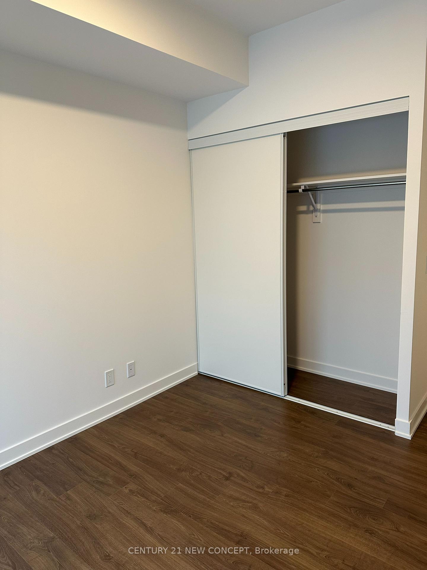 Photo 11 of Unit B632, 50 Upper Mall Way, Vaughan, Brownridge — HOMEH