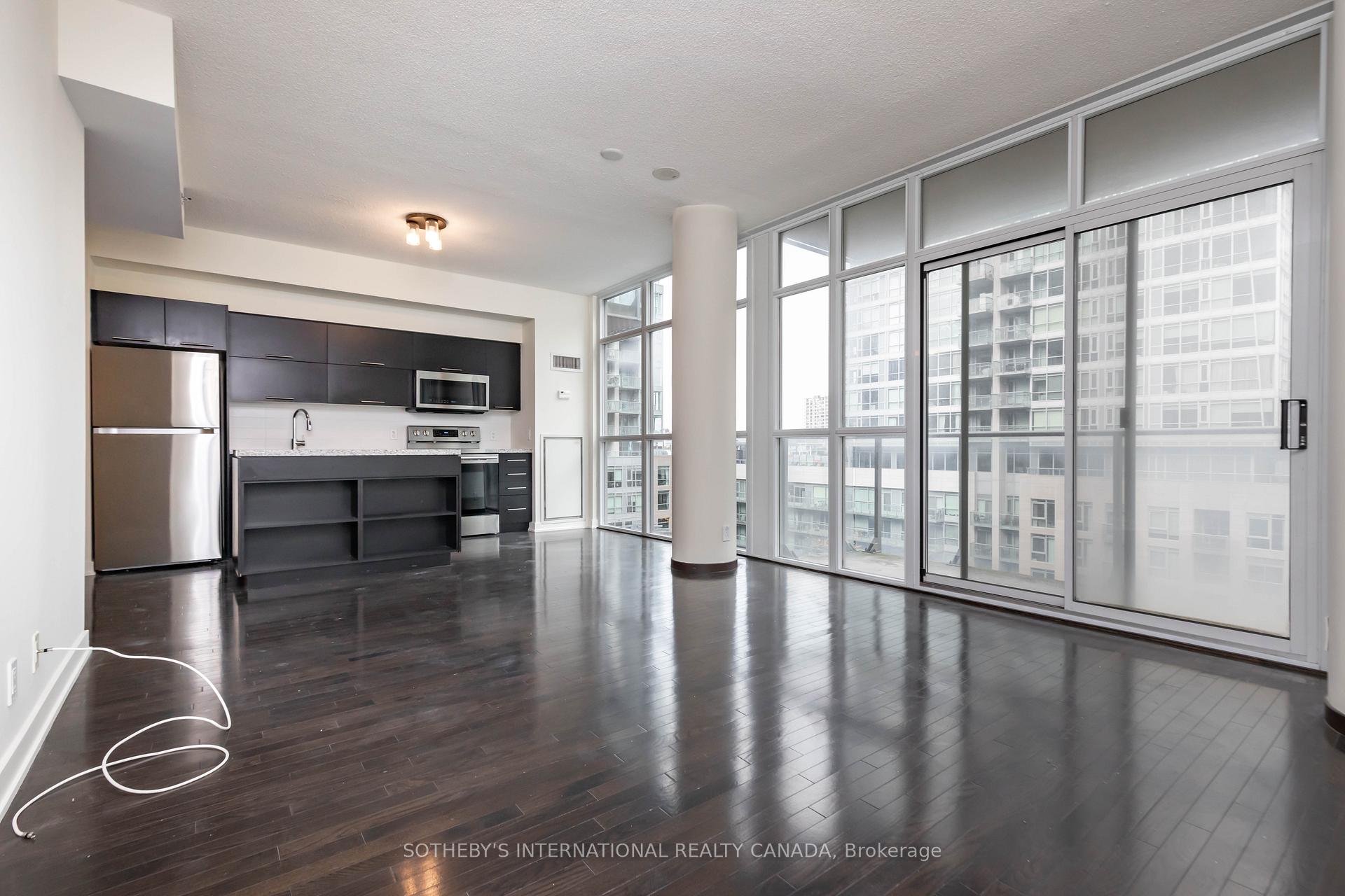 Photo 2 of Unit 1117, 21 Nelson Street, Toronto, Waterfront Communities — HOMEH