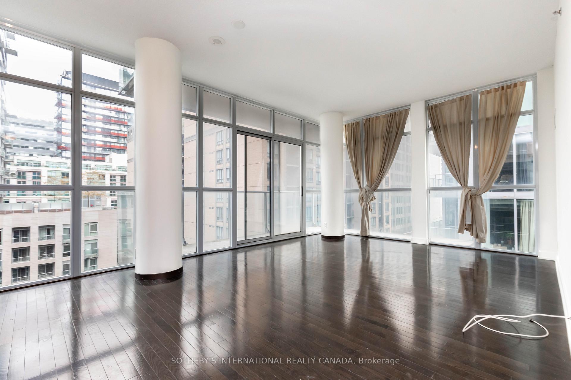 Photo 5 of Unit 1117, 21 Nelson Street, Toronto, Waterfront Communities — HOMEH