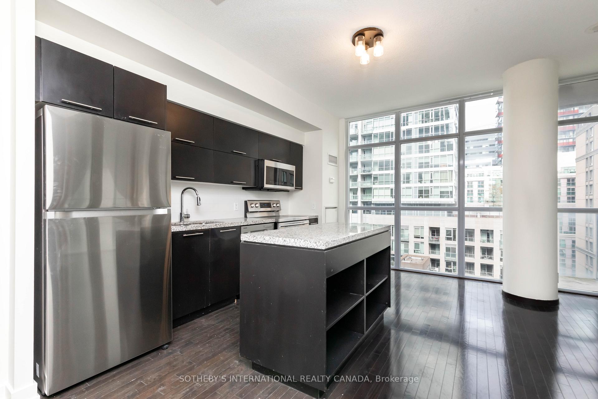 Photo 8 of Unit 1117, 21 Nelson Street, Toronto, Waterfront Communities — HOMEH