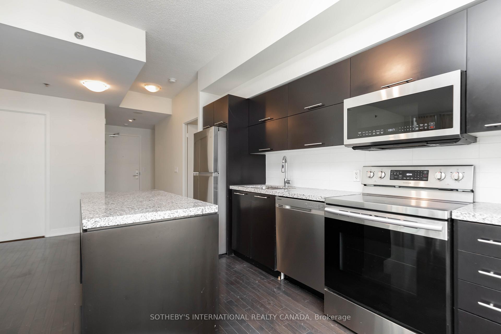 Photo 7 of Unit 1117, 21 Nelson Street, Toronto, Waterfront Communities — HOMEH