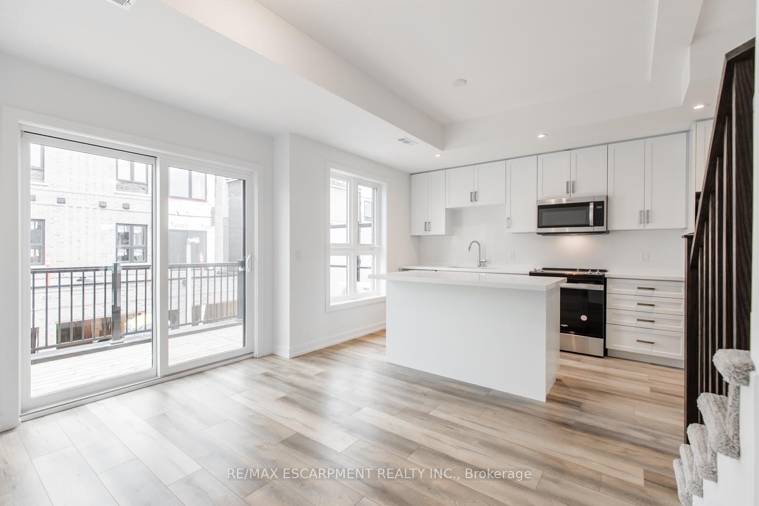 Photo 26 of Unit 12, 70 Kenesky Drive, Hamilton, Waterdown — HOMEH