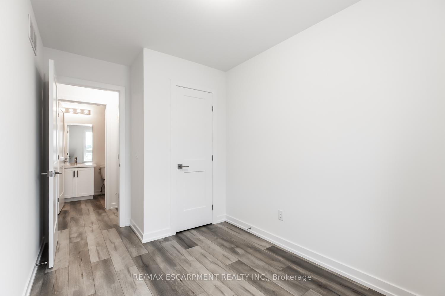 Photo 24 of Unit 12, 70 Kenesky Drive, Hamilton, Waterdown — HOMEH
