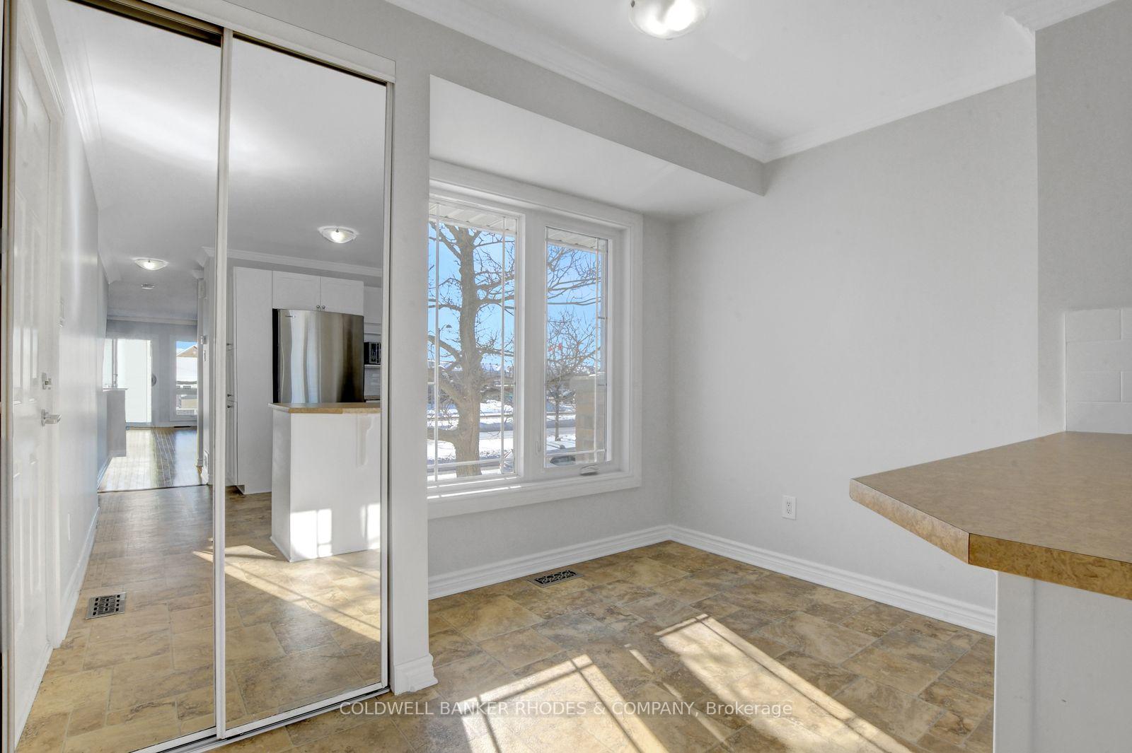 Photo 2 of Unit 24, 443 Chapman Mills Drive, Ottawa, Barrhaven - Strandherd — HOMEH