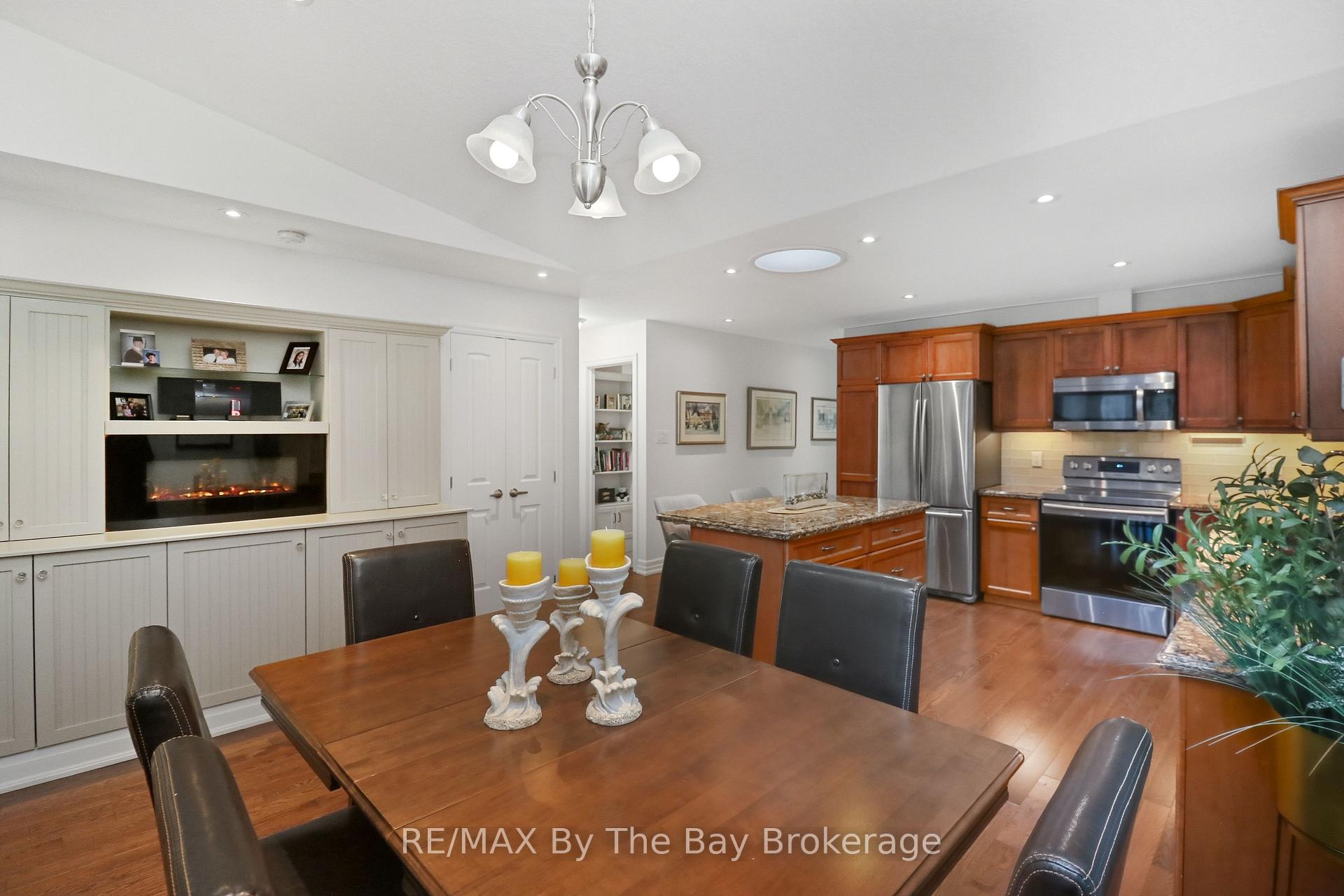 Photo 18 of 39 Greenway Drive, Wasaga Beach — HOMEH