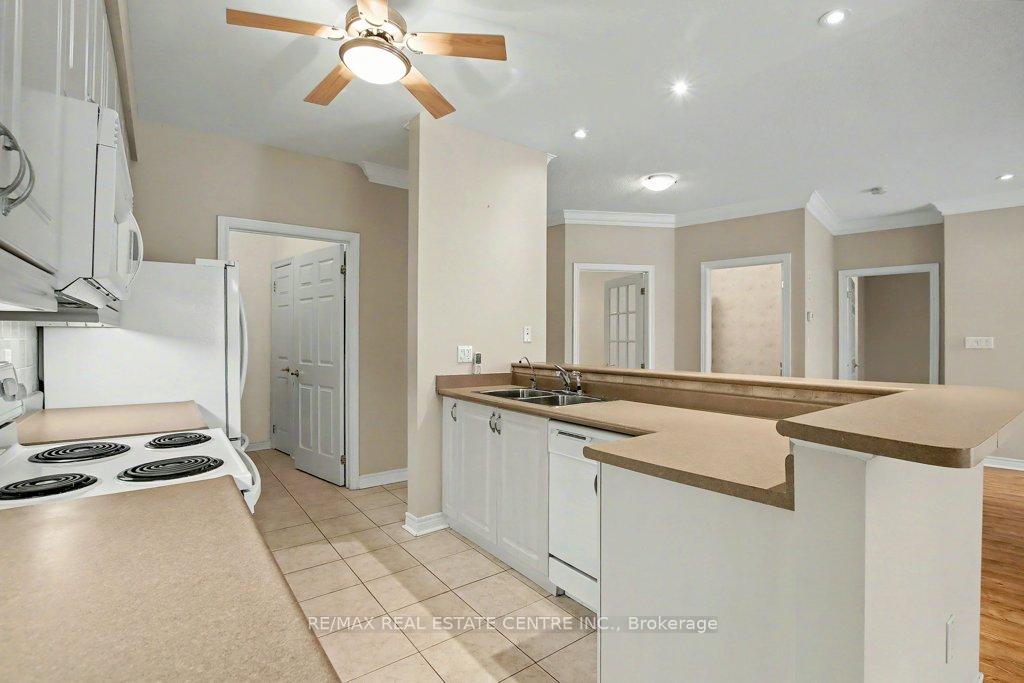 Photo 8 of Unit 313, 443 Centennial Forest Drive, Milton, Timberlea — HOMEH