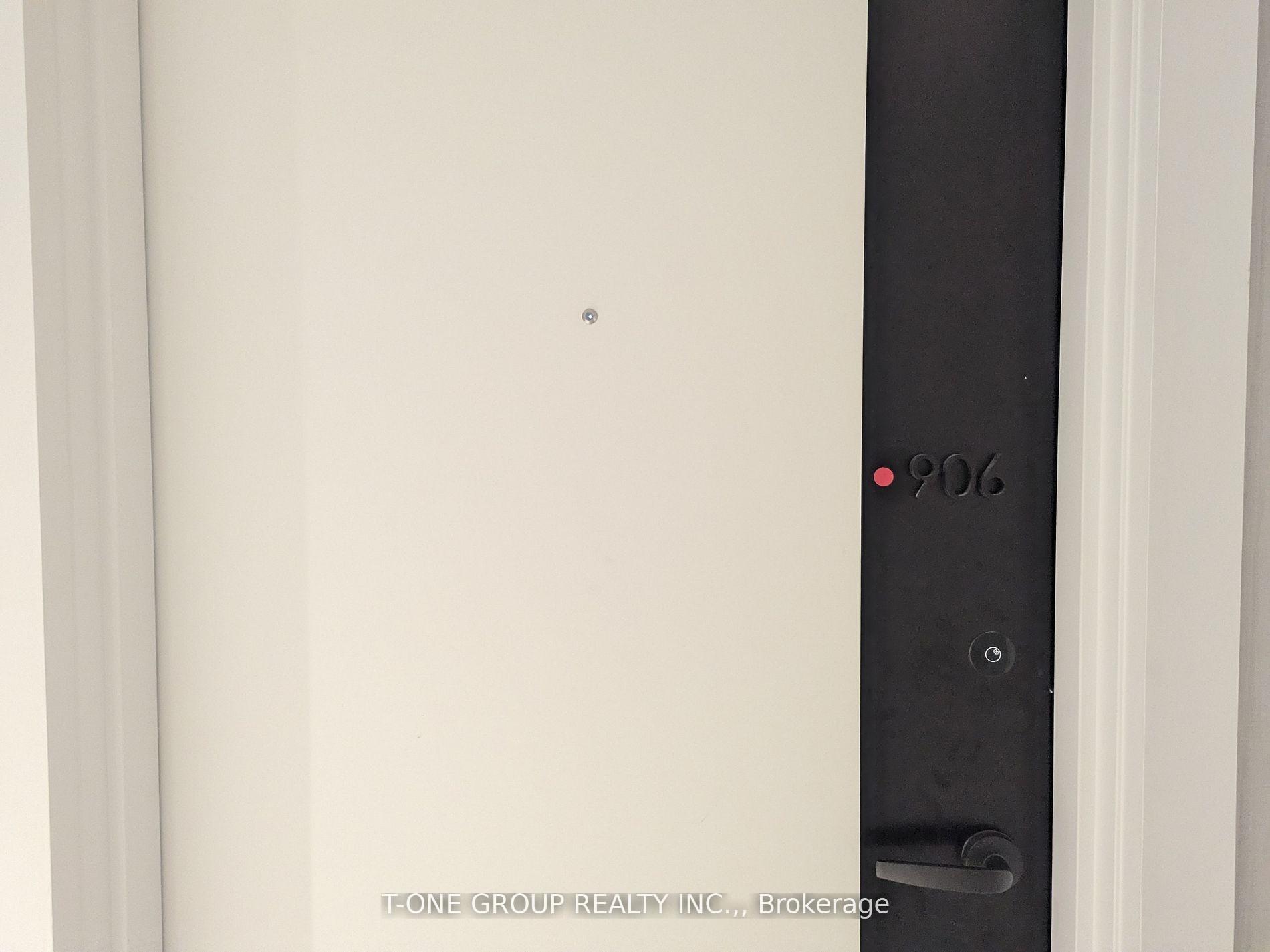 Photo 8 of Unit 906, 8 Cedarland Drive, Markham, Unionville — HOMEH