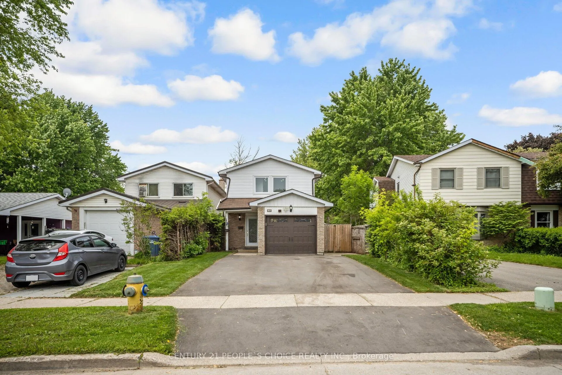 Photo 1 of 106 Queensdale Crescent, Guelph, Willow West/Sugarbush/West Acres — HOMEH