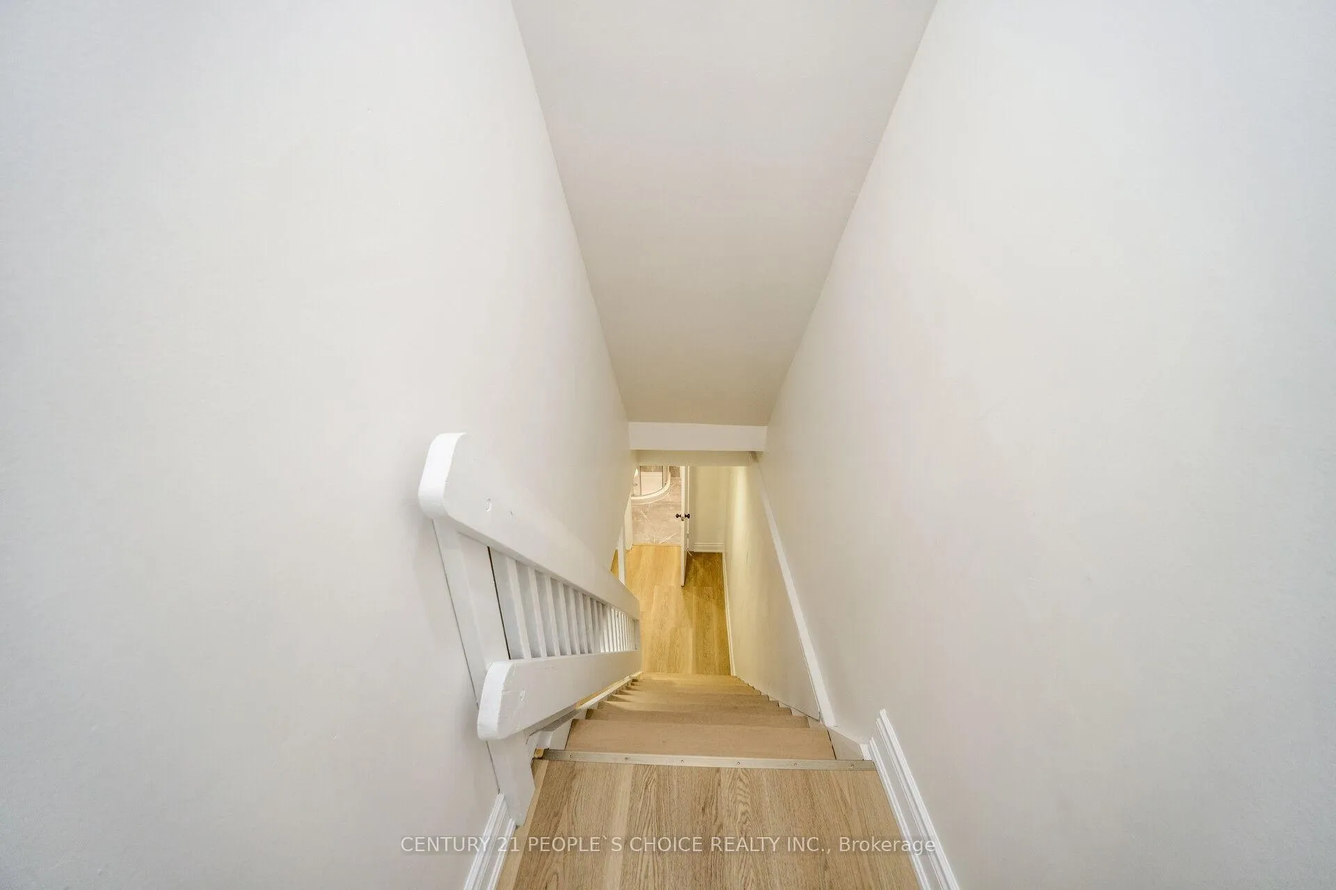 Photo 41 of 106 Queensdale Crescent, Guelph, Willow West/Sugarbush/West Acres — HOMEH