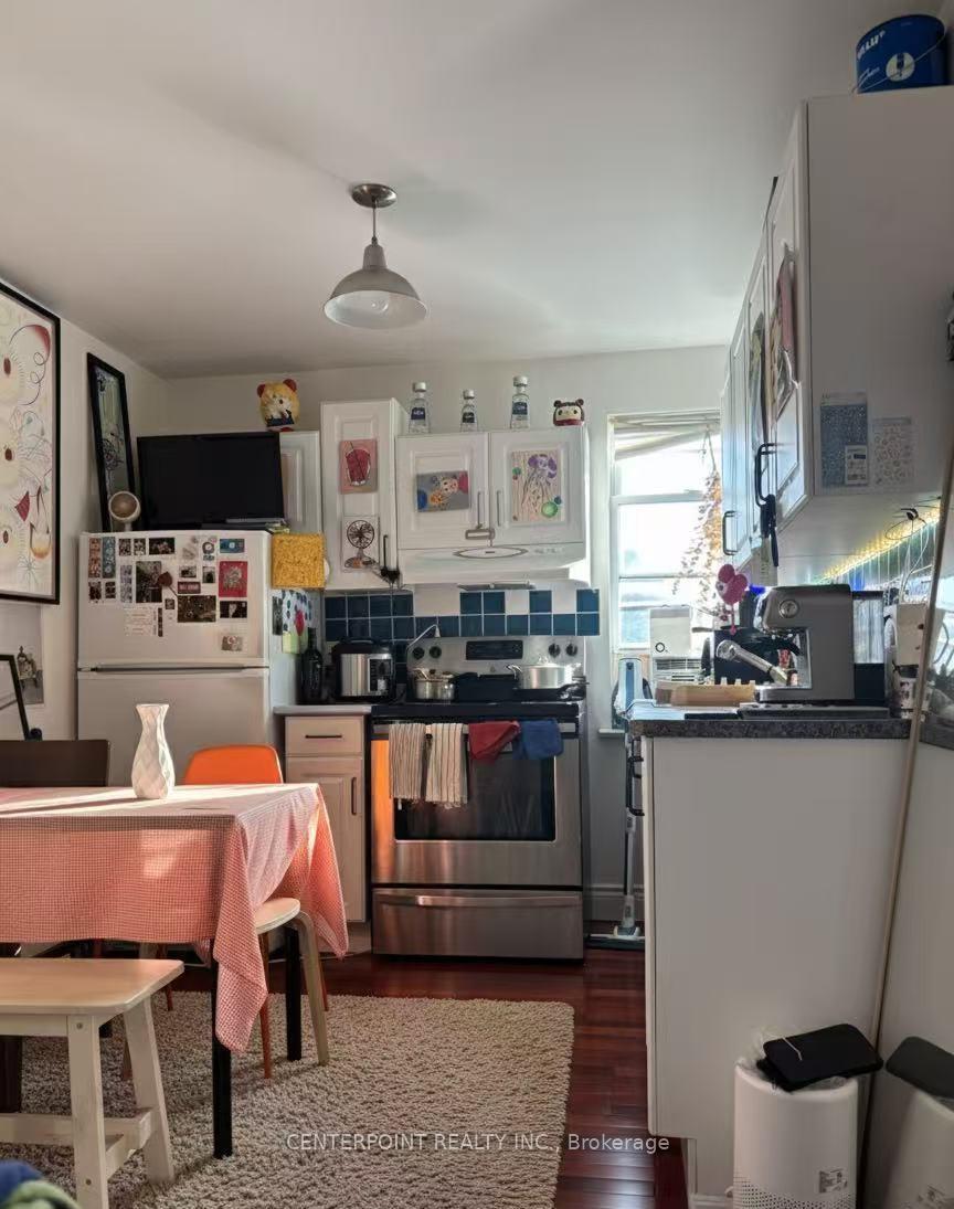 Photo 3 of Unit Third, 706 Ossington Avenue, Toronto, Palmerston-Little Italy — HOMEH