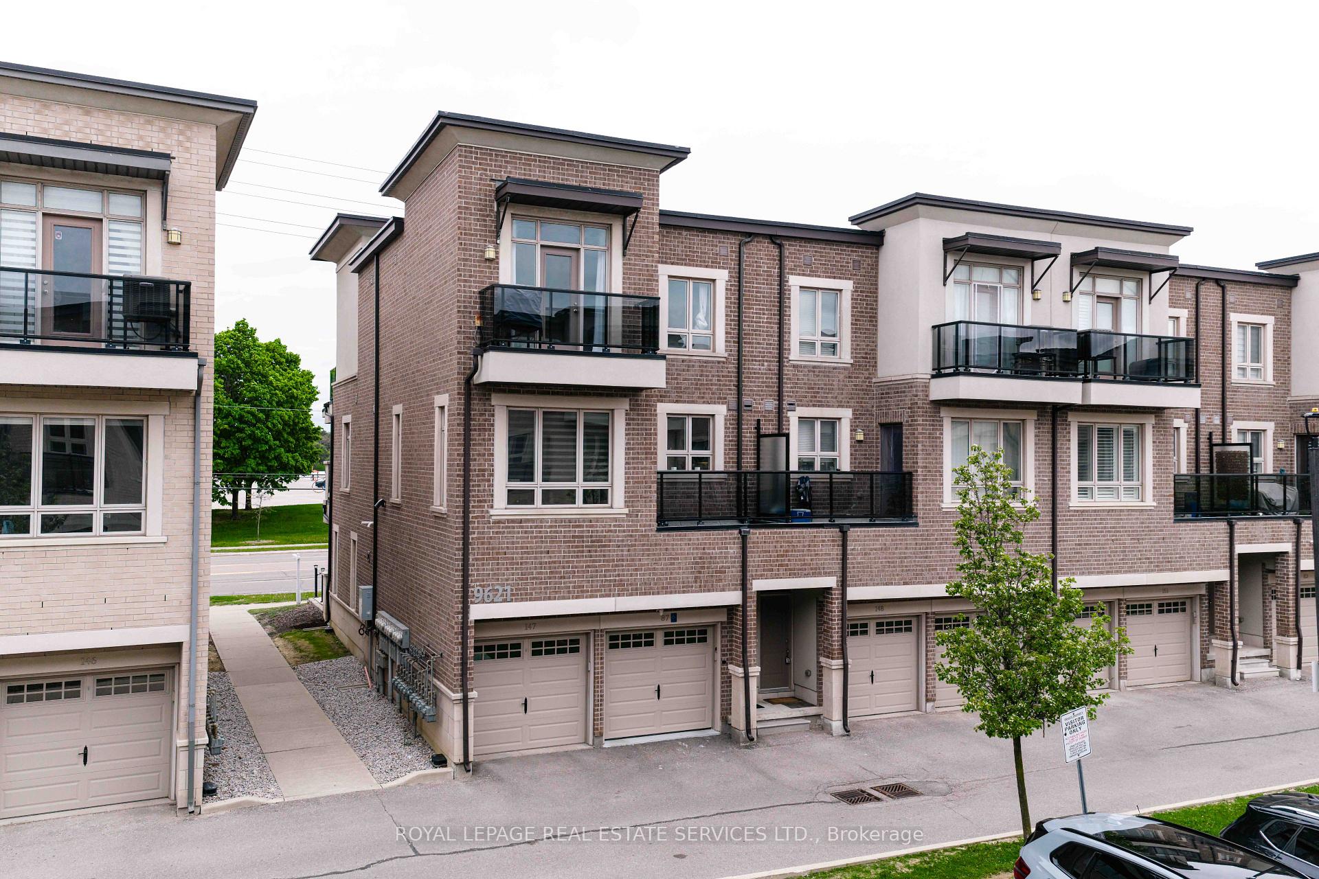 Photo 2 of Unit 13, 9621 Jane Street, Vaughan, Maple — HOMEH