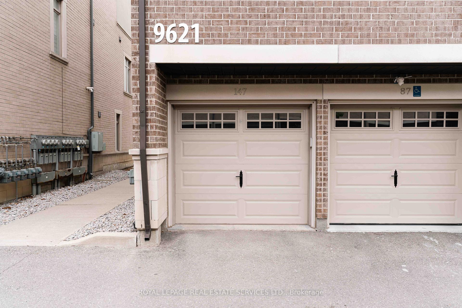 Photo 5 of Unit 13, 9621 Jane Street, Vaughan, Maple — HOMEH