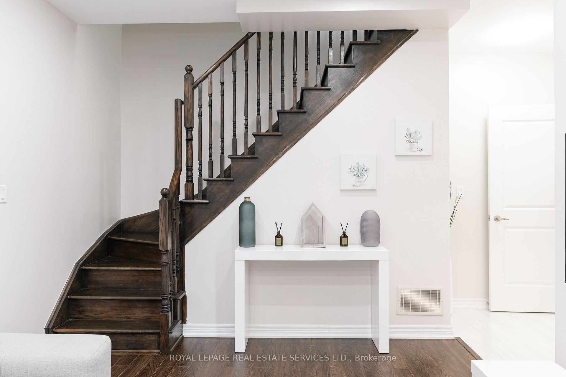 Photo 22 of Unit 13, 9621 Jane Street, Vaughan, Maple — HOMEH