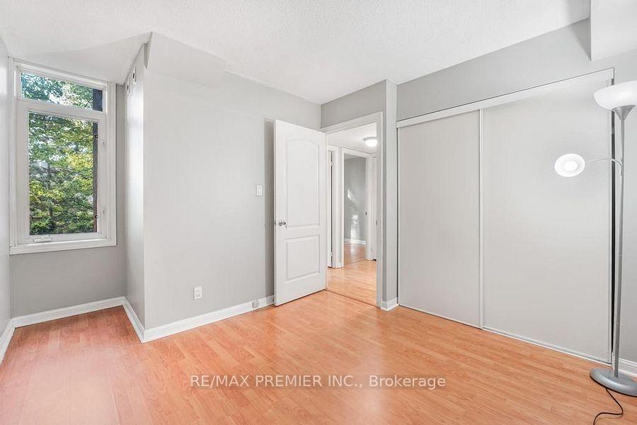 Photo 9 of Unit 708, 7 Sudbury Street, Toronto, Niagara — HOMEH