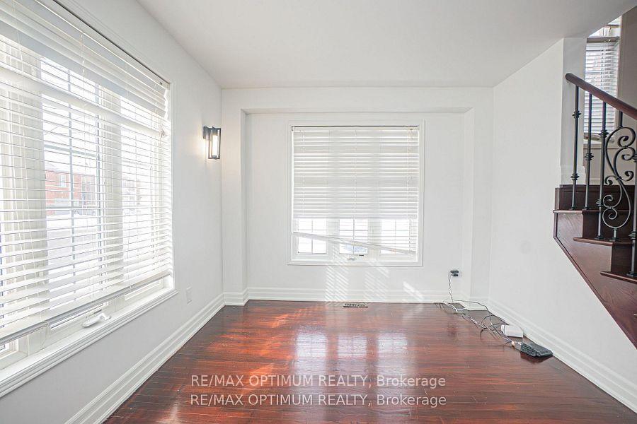 Photo 3 of 148 Williamson Drive, Brampton, Fletcher's Meadow — HOMEH