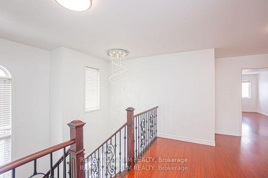 Photo 9 of 148 Williamson Drive, Brampton, Fletcher's Meadow — HOMEH